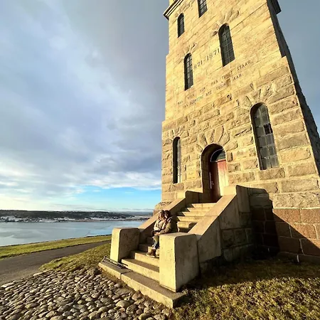Sjarmerende, Sentrumsnaer